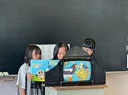慣れない舞台を一生懸命使い頑張っています！