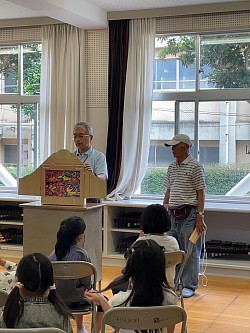 初参加の村上さん・岸田さんの紙芝居