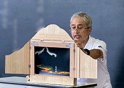 名作を紙芝居で鑑賞できる子どもたちが羨ましいです