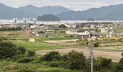 きっと最初の写真のようにお家も多かった地区だと思います。